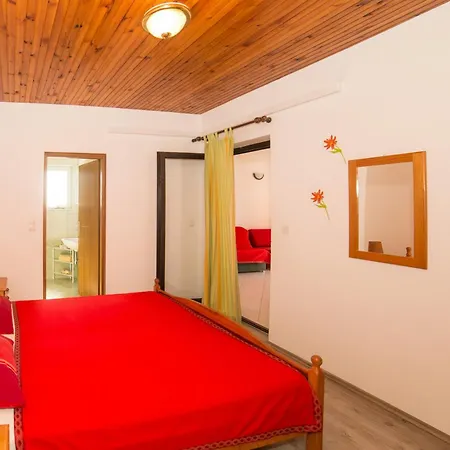 Nada, App 2 2 , Glavica Apartmán